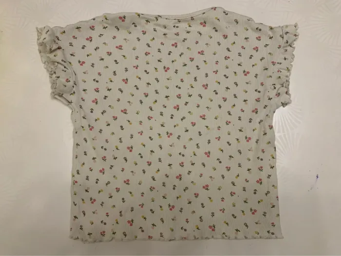 T-shirt été fille - 5a - photo numéro 2