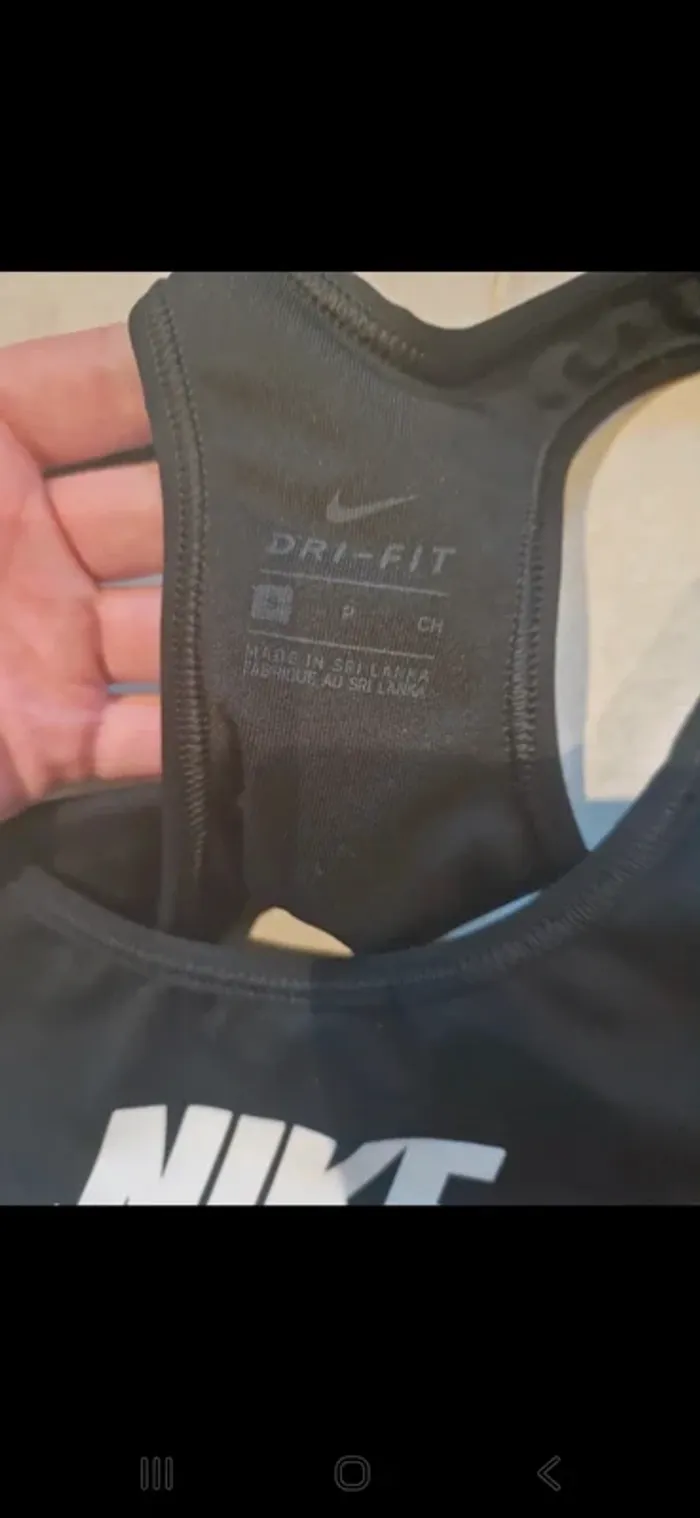 Brassiere nike taille s / 85b ou 85c neuf sans étiquette - photo numéro 7