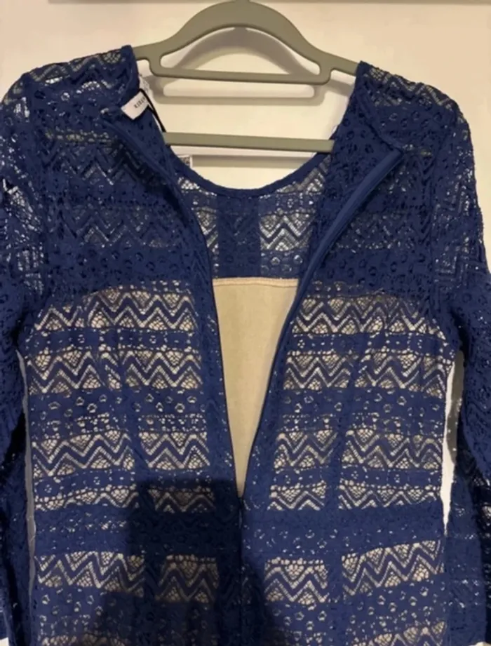 Robe bleue en dentelle Reserved – Taille 40 – Neuve avec étiquette 💙 - photo numéro 10