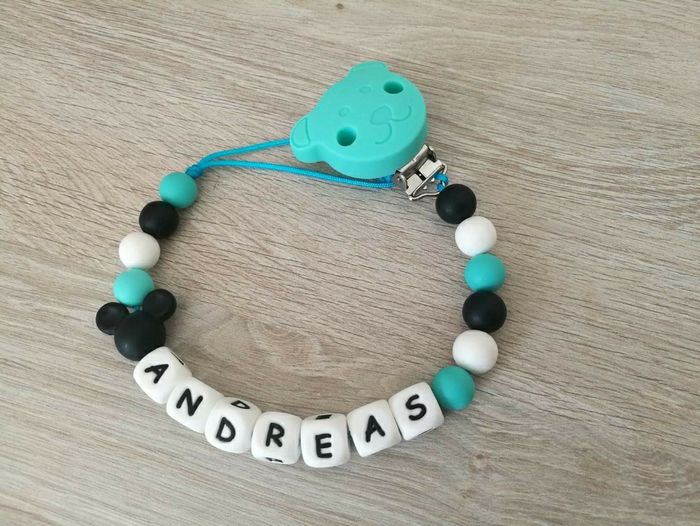 Attache sucette personnalisé en silicone  mickey