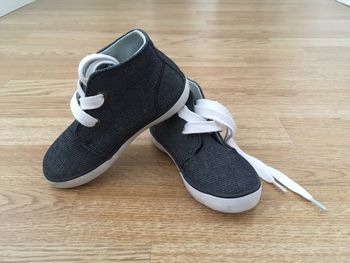 Chaussures pointure 24.