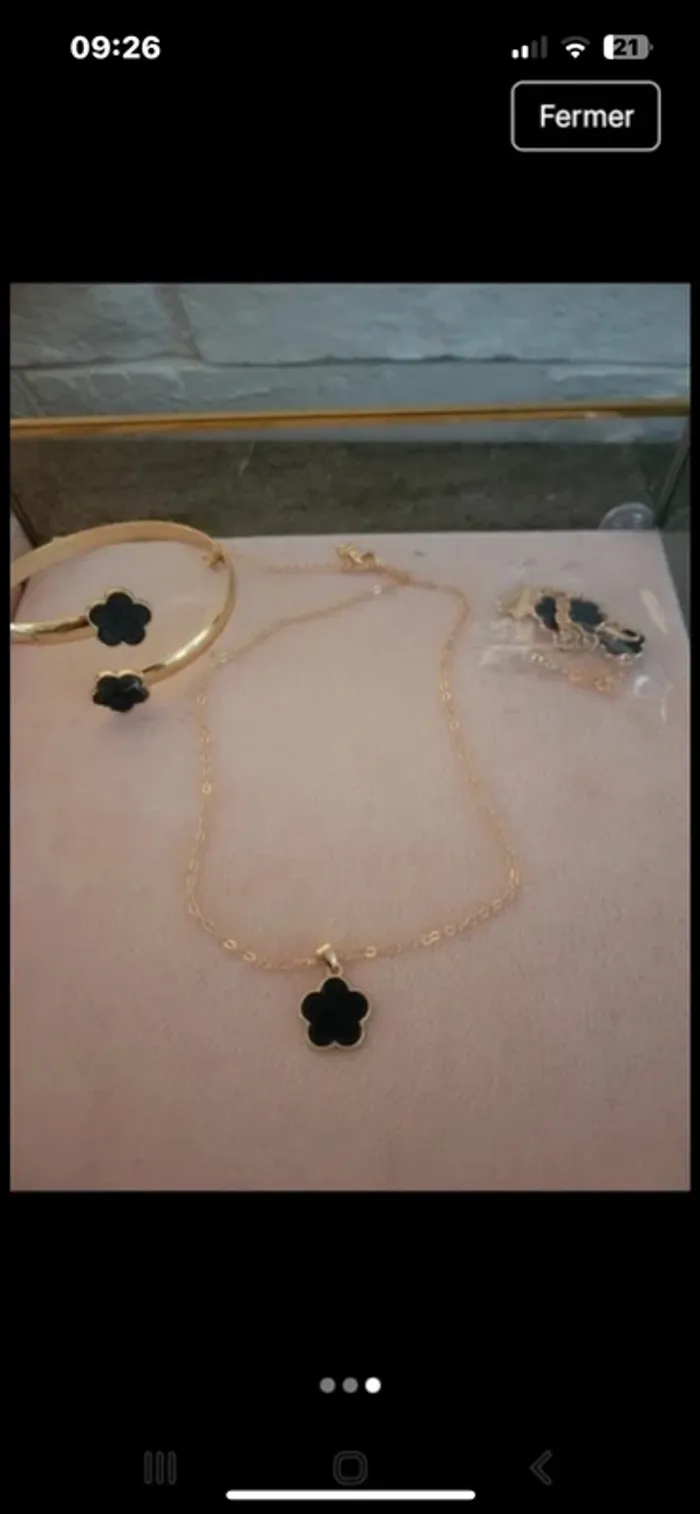 Parure 5 pièces neuve trèfle - photo numéro 2