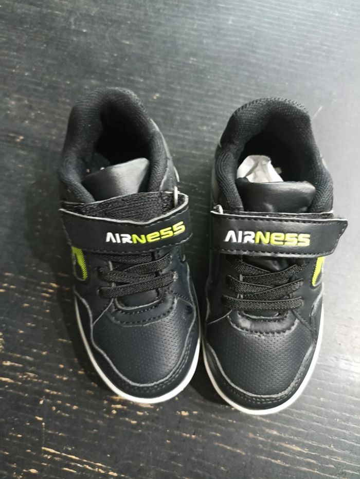 Basket airness taille 26 - photo numéro 3