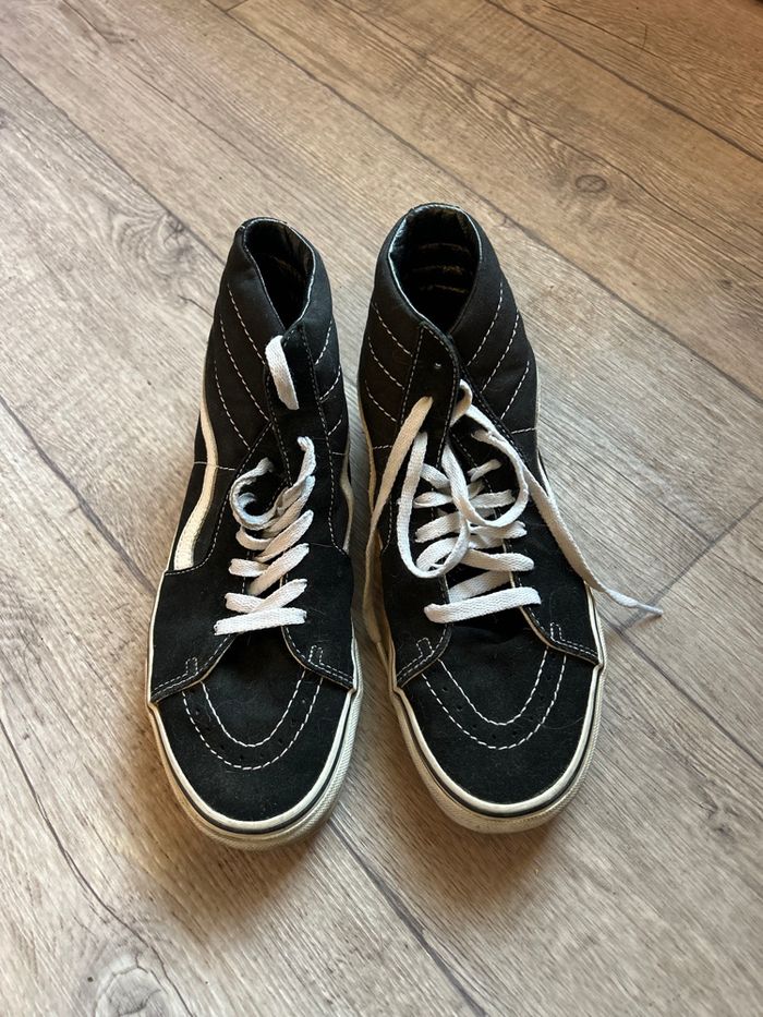 Vans noires