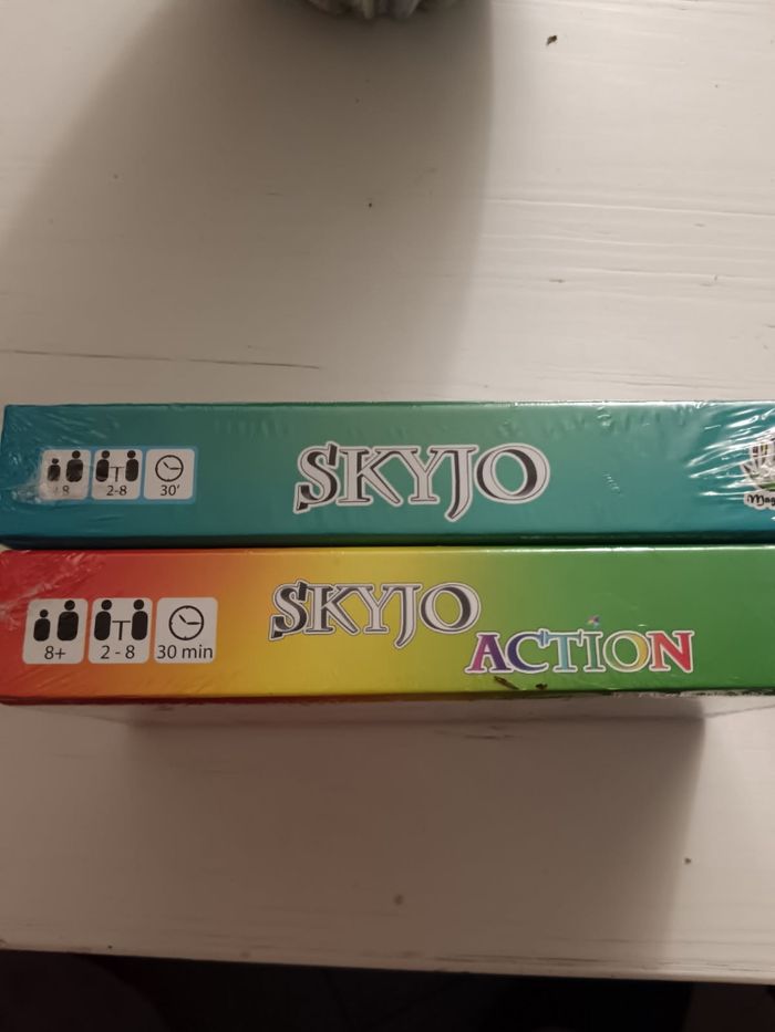 🃏Lot de 2 Skyjo (Neufs) dont 1 classique et 1 Action 🃏 - photo numéro 3