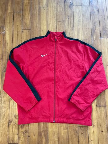 Veste Nike vintage taille 14ans très bon état avec logo brodé