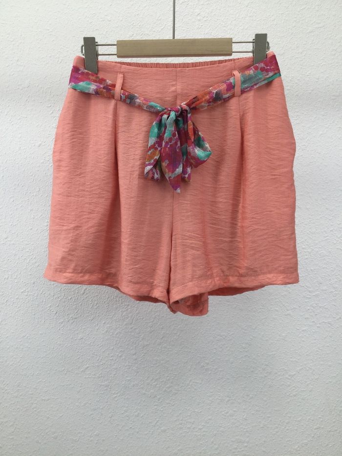 Short fluide corail