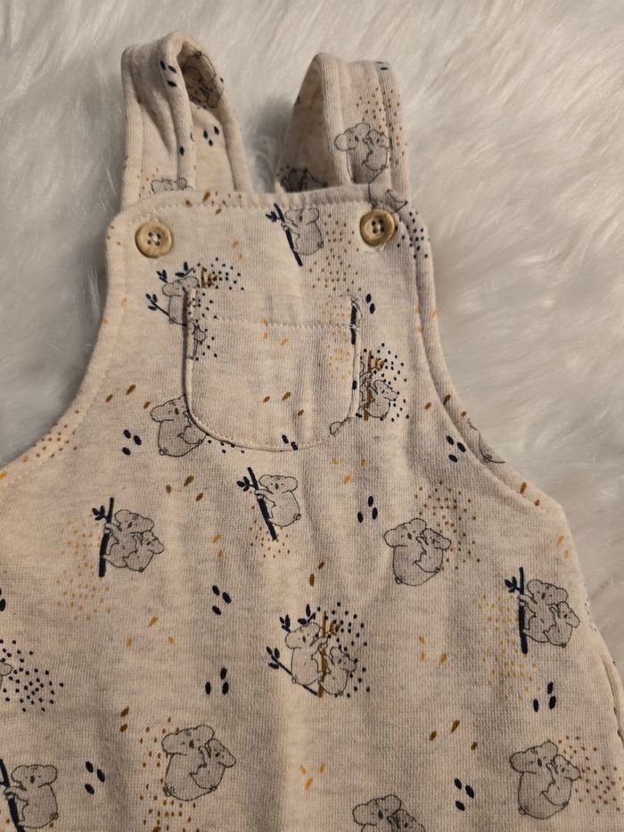 Neuve non portée 💙😍🤩 salopette courte 3 mois garçon 💙😍🤩 - photo numéro 3