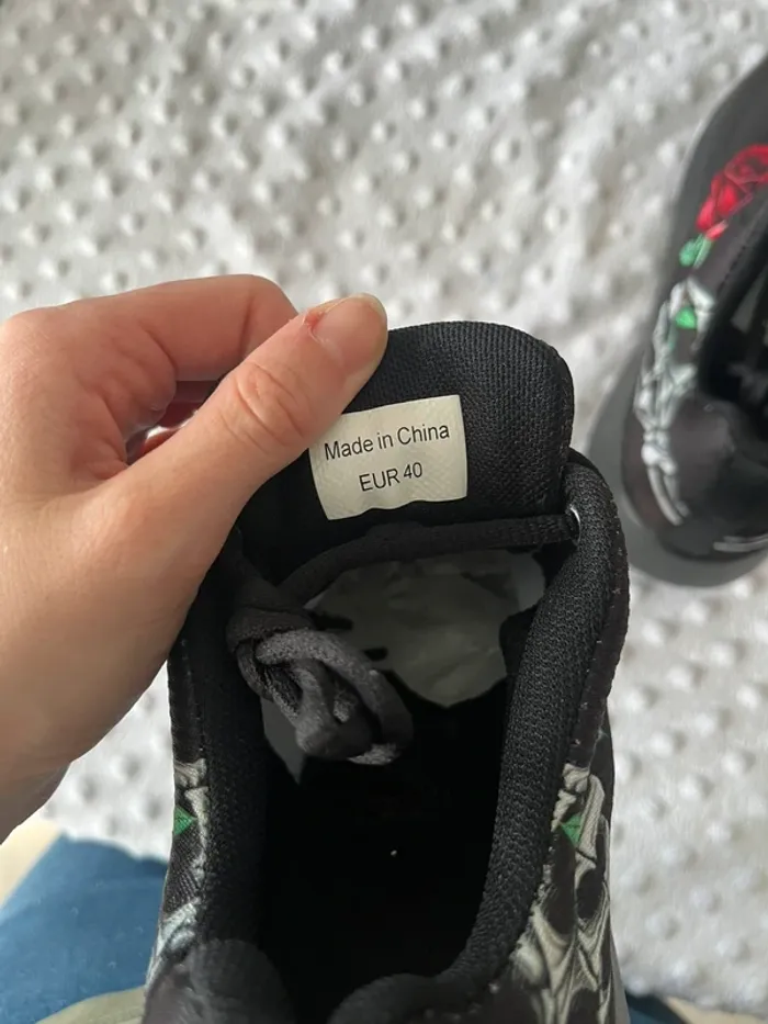 Baskets avec rose neuves (taille 40) - photo numéro 10