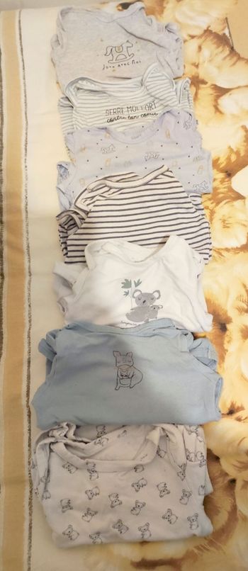 Bodies 12 mois 