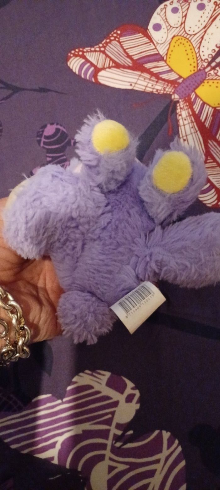 Très jolie petite peluche - photo numéro 3