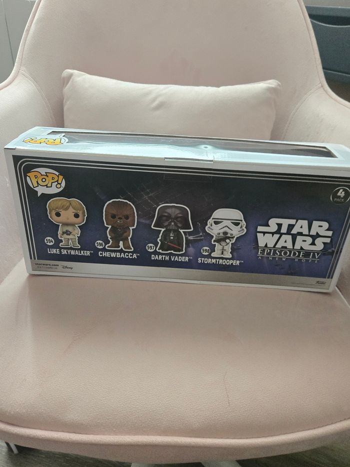 Coffret 4 pop star Wars neuf - photo numéro 2