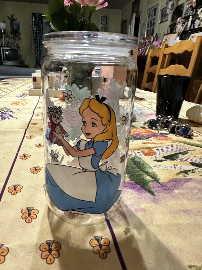 Gobelet Alice aux pays des merveilles Disney - photo numéro 2