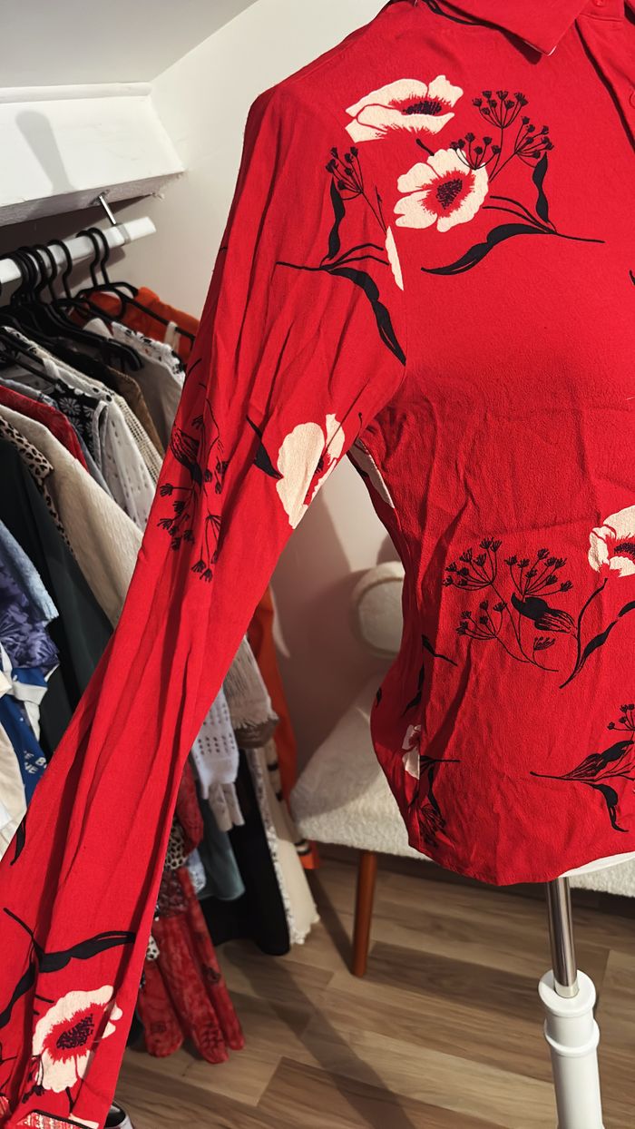 Chemise rouge fleuries Grace & Mila T36 - photo numéro 2