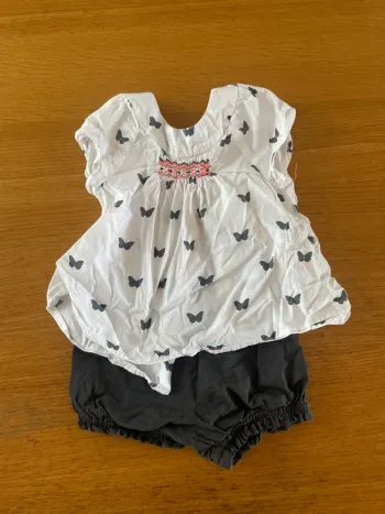 Ensemble marese fille 6 mois