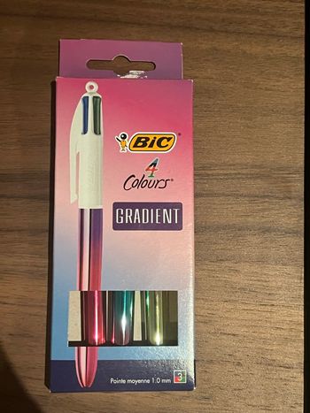 Stylo bic 4 couleurs 