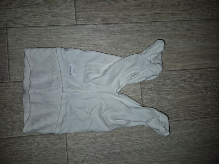 Lot vêtements fille 1 mois - photo numéro 9