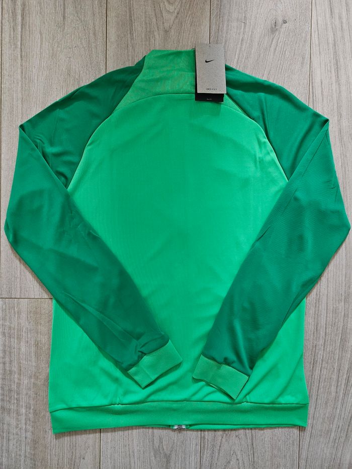 Veste nike - photo numéro 2