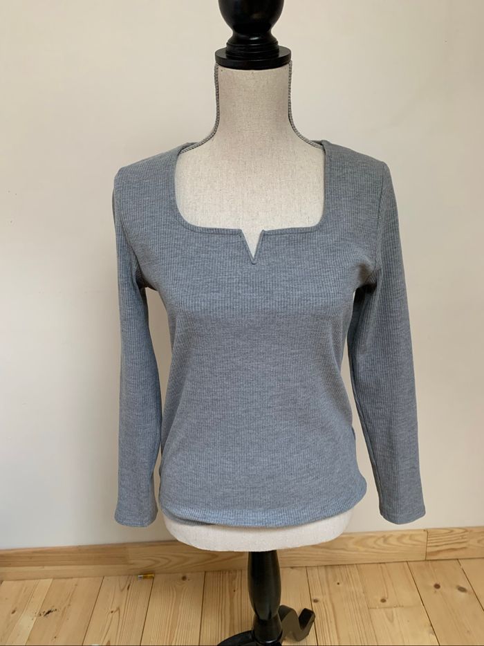 T-shirt côtelé Kiabi taille 42-44