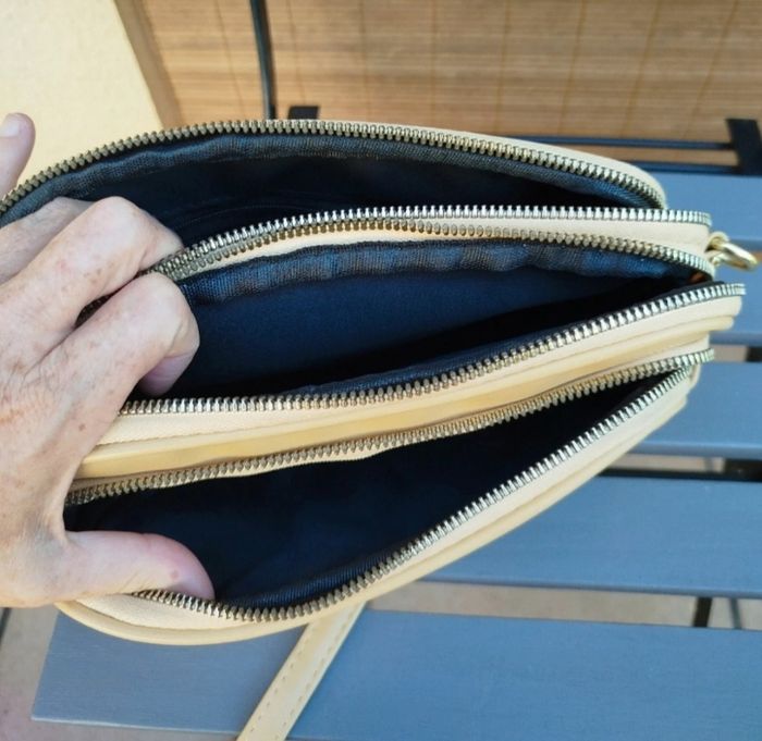 Sac bandoulière Carla Faustini - photo numéro 3