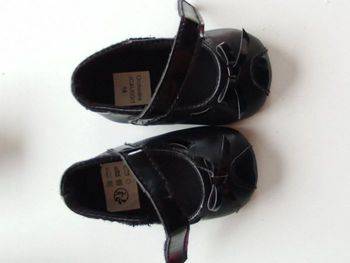 Chaussures bébé pointure 18