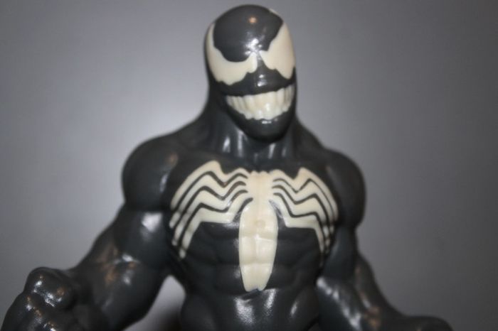 Figurine Venom - Marvel - photo numéro 2