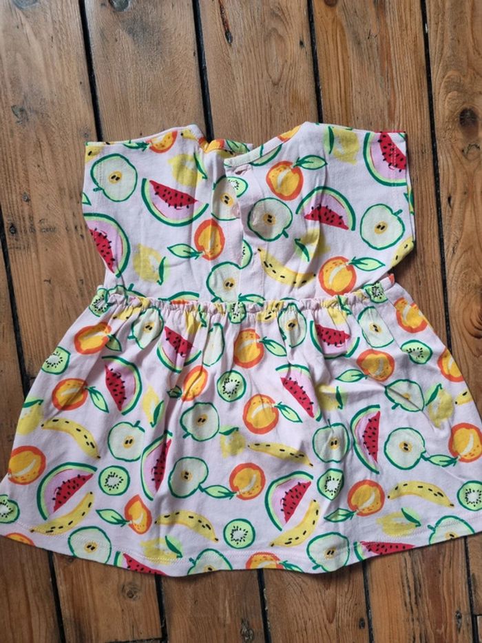 Robe neuve 18 mois - photo numéro 3