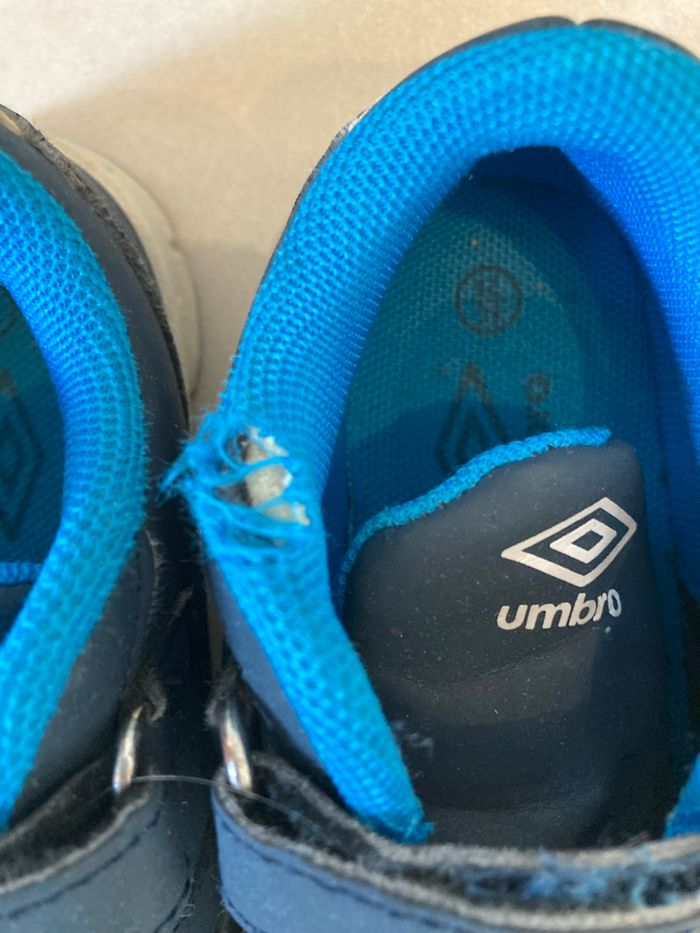 Baskets enfant Umbro T.25 - photo numéro 3