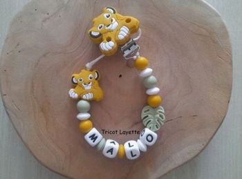 Attache tétine simba 