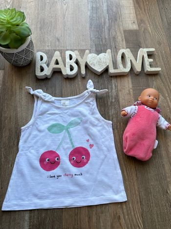 - Tee shirt H&M - 12 mois - Très bon état 