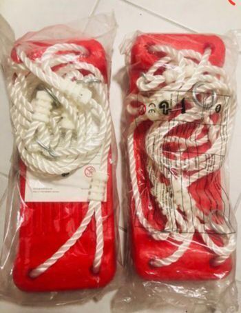 Lot de 2 balançoires enfant rouge NEUVE
