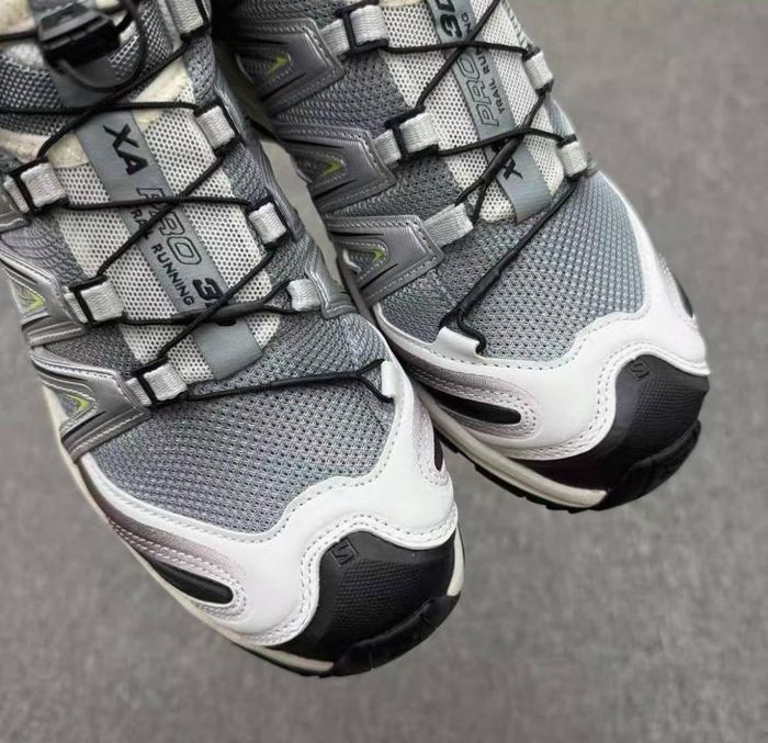 Chaussures de randonnée Salomon - photo numéro 3