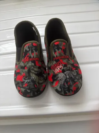 Chaussons dinausaures