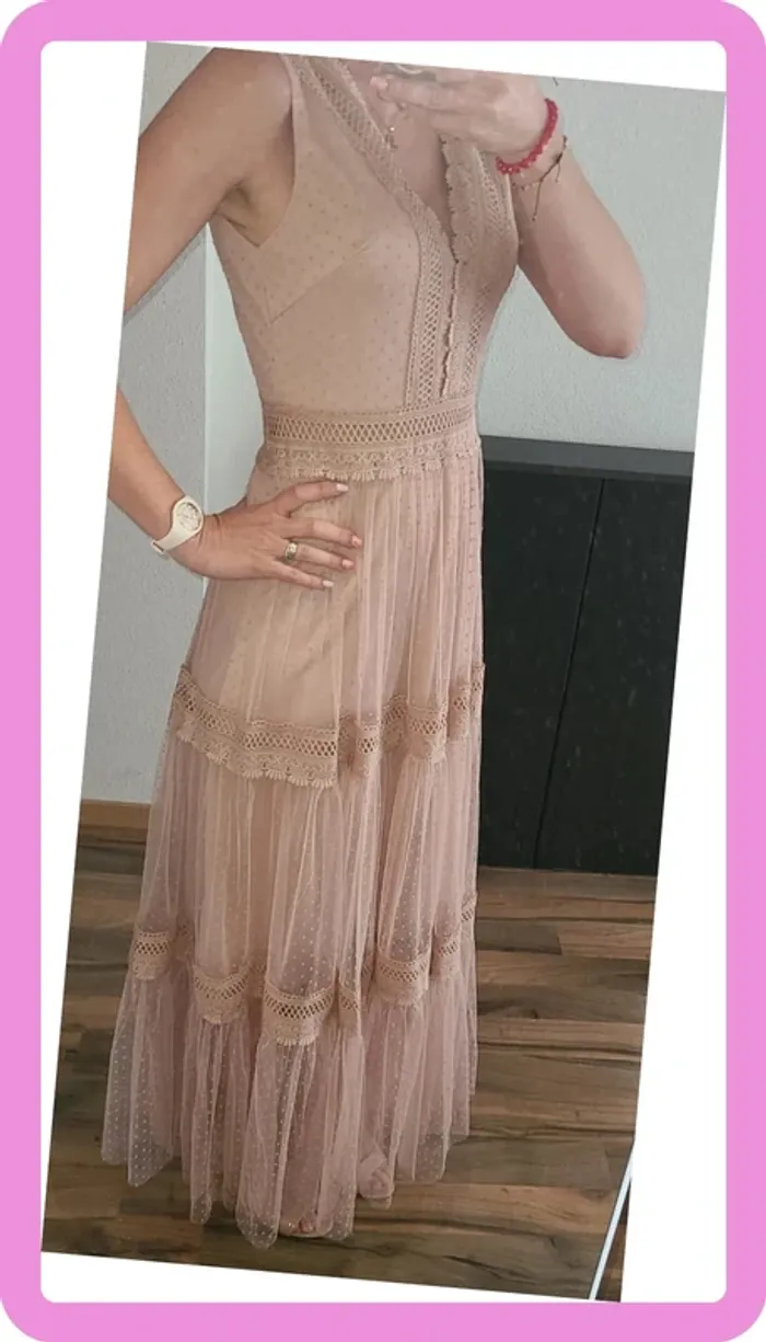 Robe longue en tulle plumetis 🌸 Taille S (36/38) - Neuve avec étiquette - photo numéro 8