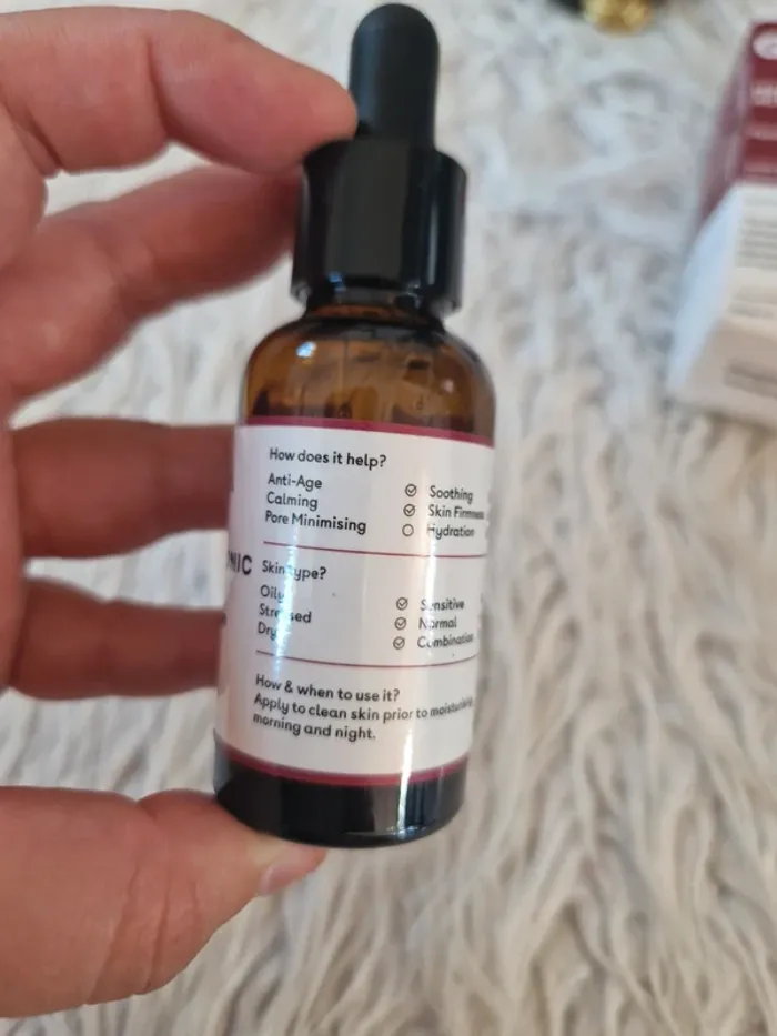 🤗 Sérum facial a l'acide hyaluronique neuf - photo numéro 3