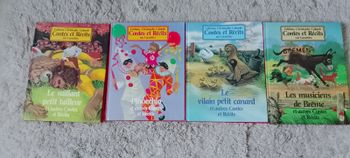 Lot 4 livres Contes et Récits Pinocchio, Le vilain petit canard, le petit tailleur et les musiciens