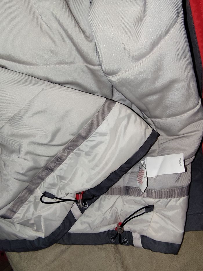 Blouson ski anorak veste d'hiver ski quechua (idem wedze) de Decathlon taille 40  pour femme - photo numéro 9