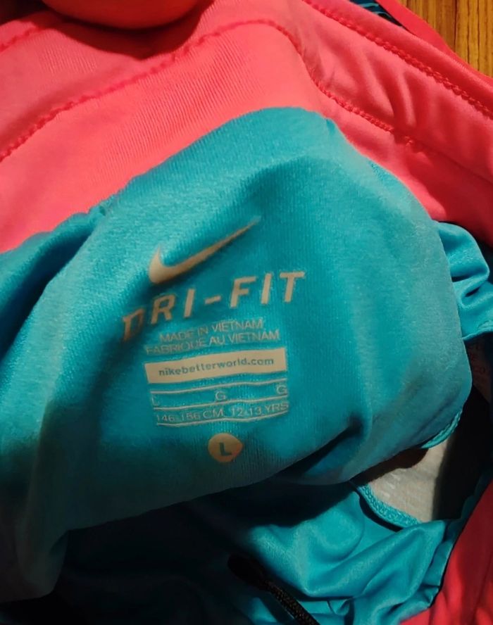 short de sport Nike 12 ans - photo numéro 3