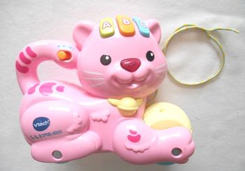 P'tit chat rose musicale VTECH