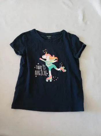 T-shirt bleu marine 6 ans