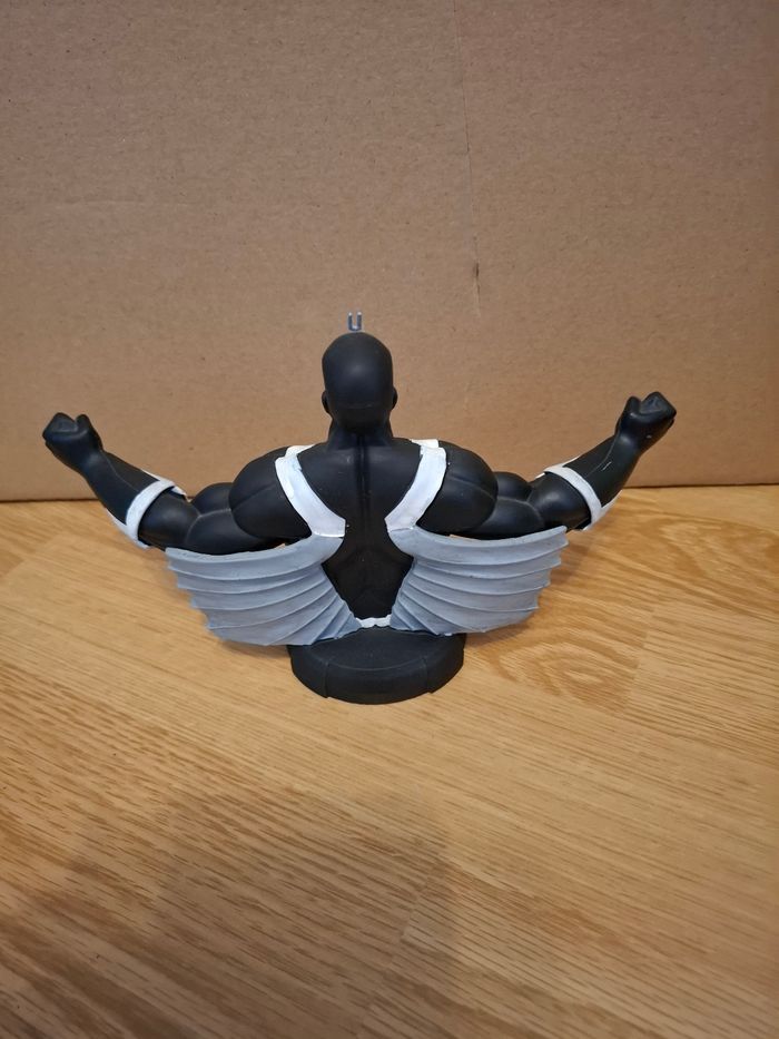 Buste Black Bolt - photo numéro 3