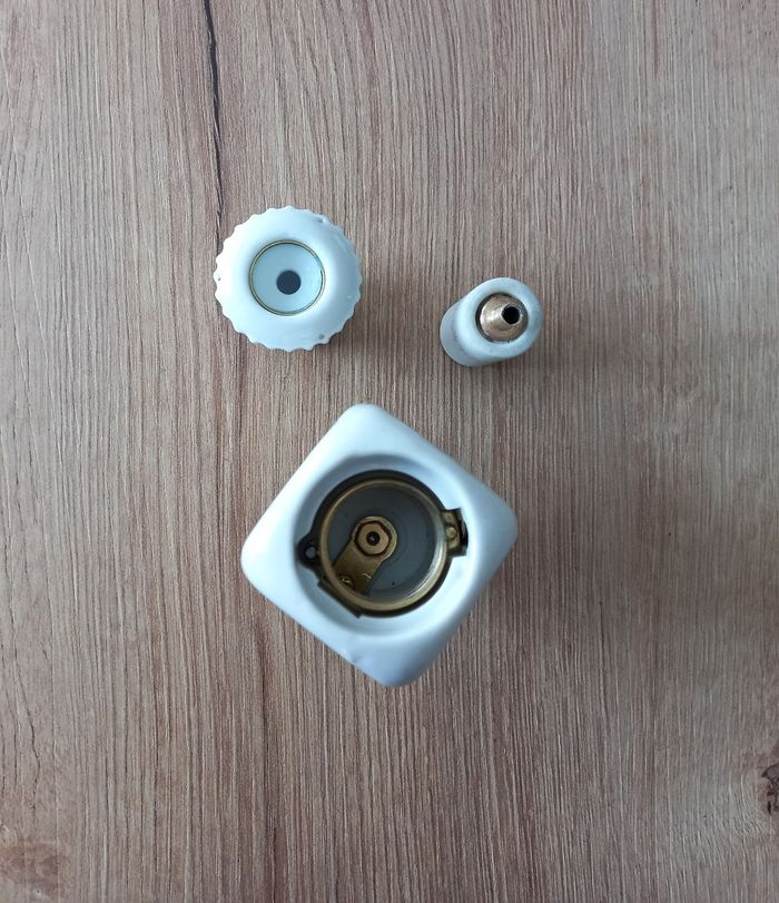 Porte-fusible ancien en ceramique et laiton. - photo numéro 6