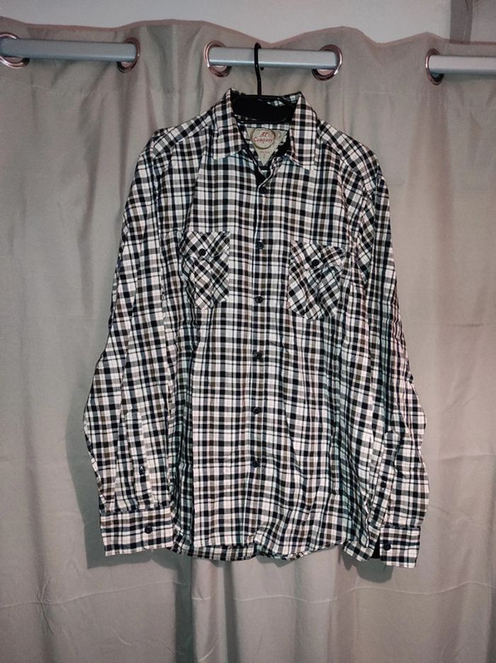 Chemise a carreaux - photo numéro 2