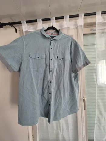 Chemise à manche courte