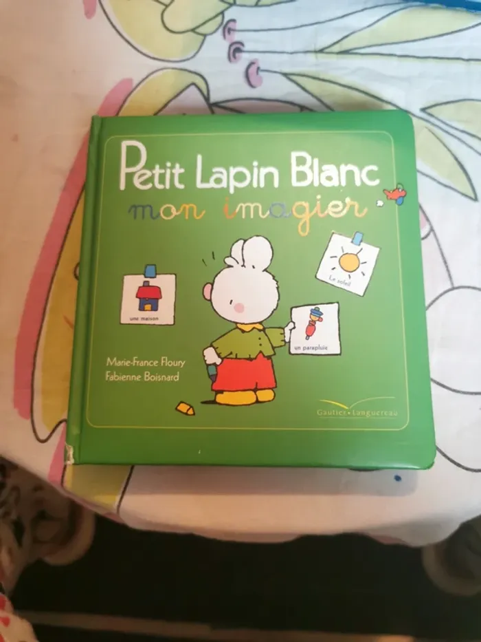 Livre mon petit lapin blanc imagier