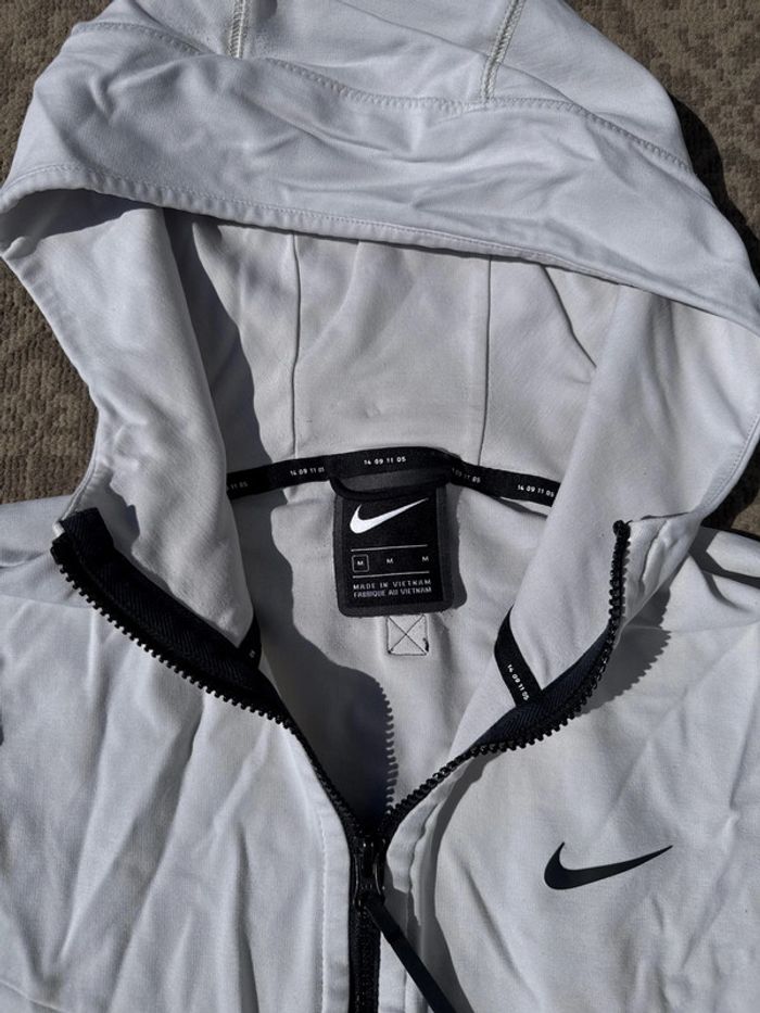 Veste Nike à capuche blanche femme – Taille M - photo numéro 3