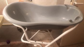 Baignoire bébé premamam  sans tuyau d’évacuation