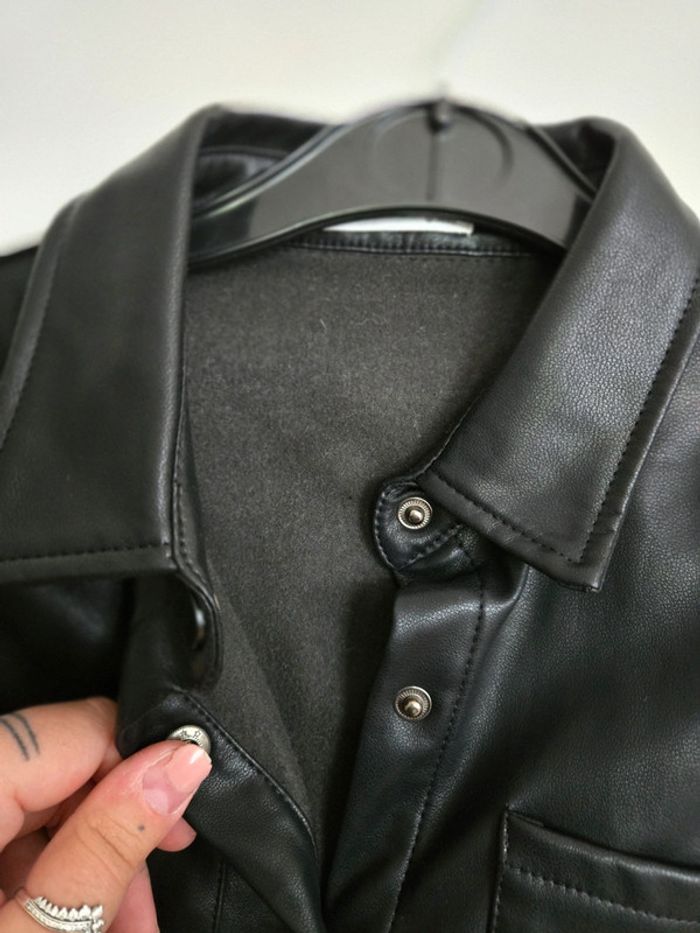 Robe simili cuir manche courte - photo numéro 5