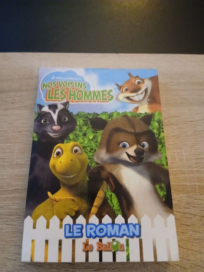 Livre nos voisins les hommes