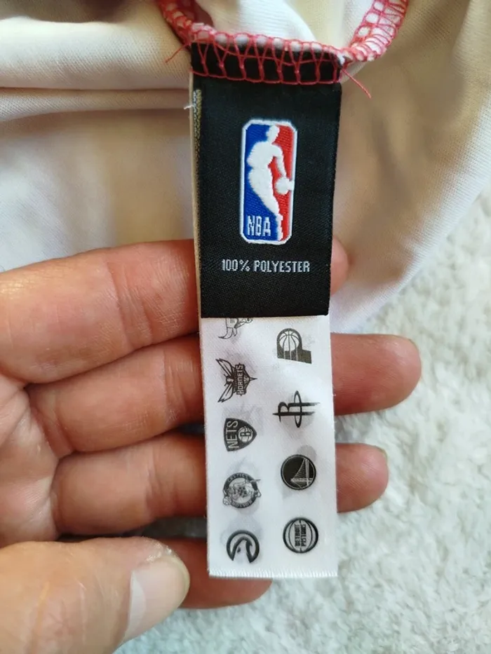 T-shirt Miami Heat taille S - photo numéro 4